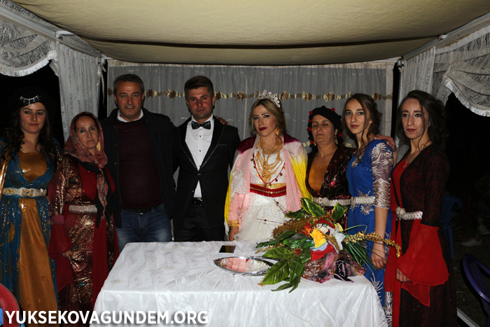 Özcanan ailesinin mutlu günü 147