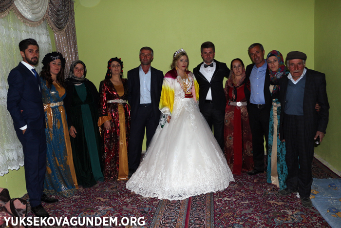 Özcanan ailesinin mutlu günü 158