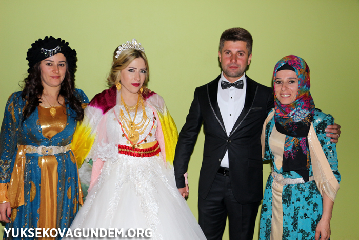 Özcanan ailesinin mutlu günü 163