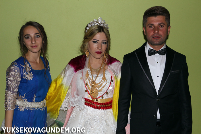 Özcanan ailesinin mutlu günü 175
