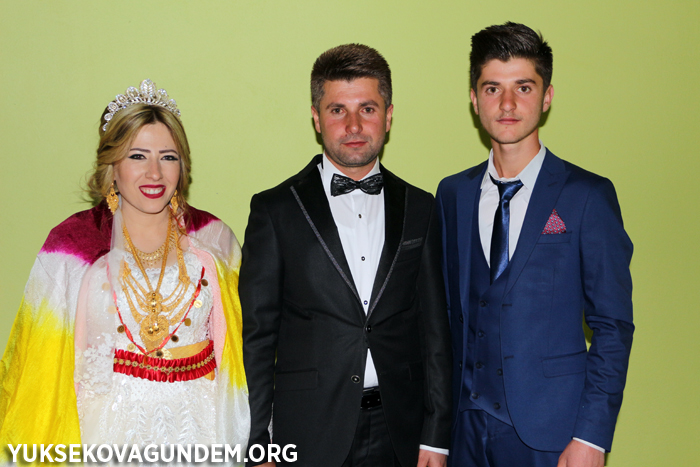 Özcanan ailesinin mutlu günü 181