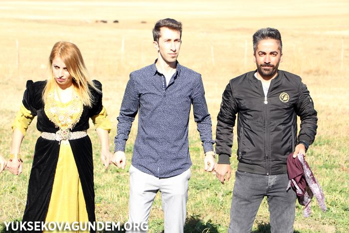 Özcanan ailesinin mutlu günü 26