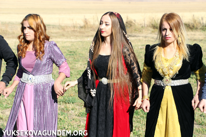 Özcanan ailesinin mutlu günü 40