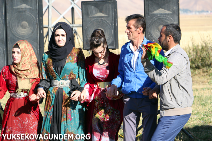 Özcanan ailesinin mutlu günü 41