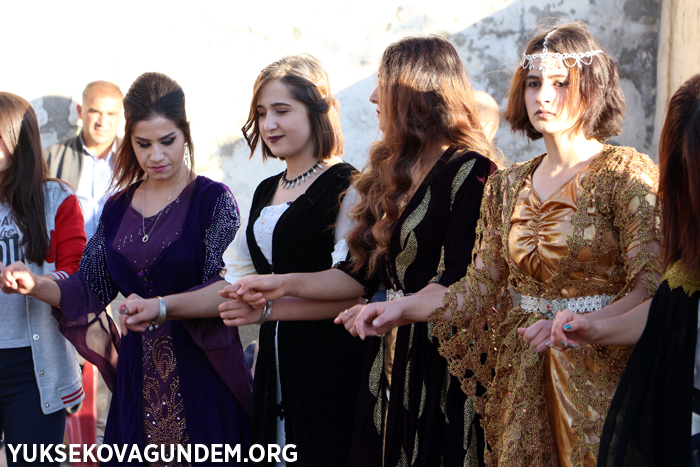 Özcanan ailesinin mutlu günü 60