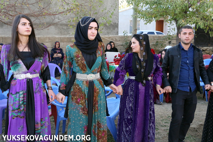 Özcanan ailesinin mutlu günü 75