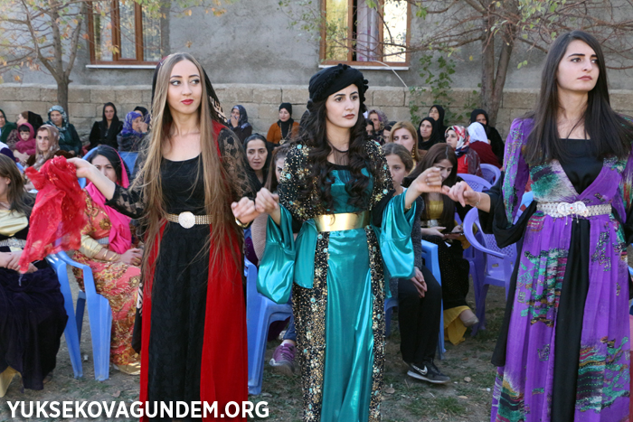 Özcanan ailesinin mutlu günü 76