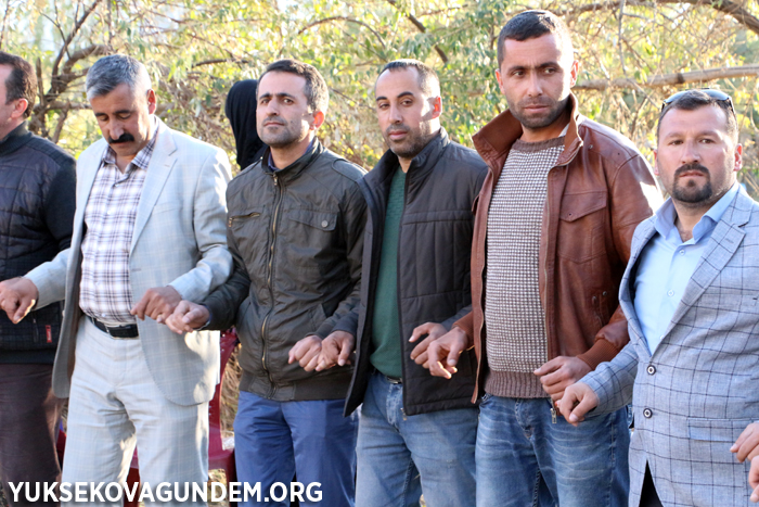 Özcanan ailesinin mutlu günü 77