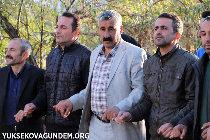 Özcanan ailesinin mutlu günü 78