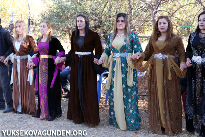 Özcanan ailesinin mutlu günü 82