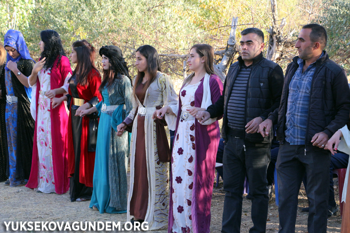 Özcanan ailesinin mutlu günü 83