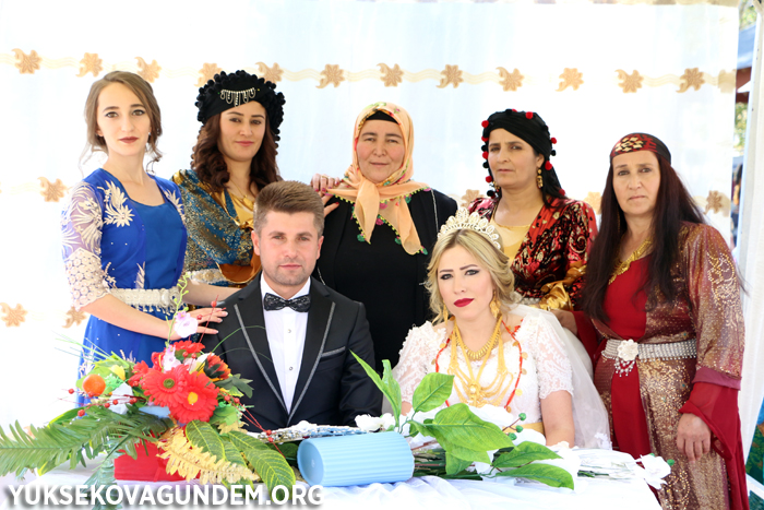 Özcanan ailesinin mutlu günü 91