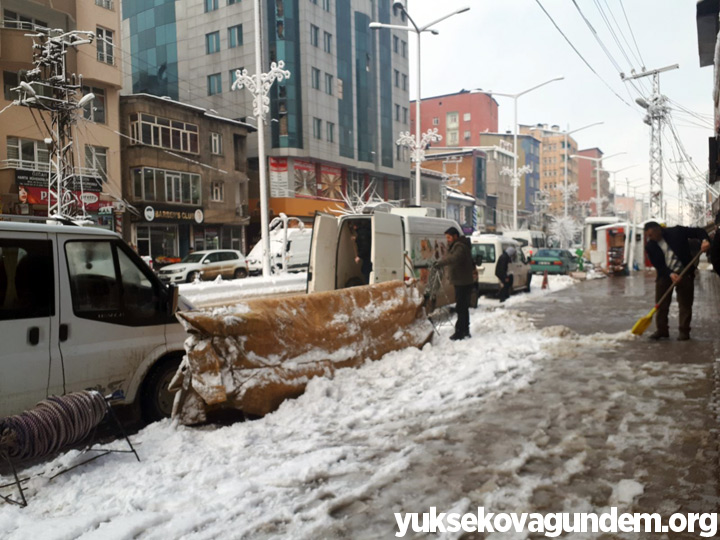Yüksekova'da Kar Yağışı 5