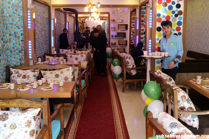 Yüksekova'da Yeşilçam konağı cafe ve pastane hizmete açıldı 5