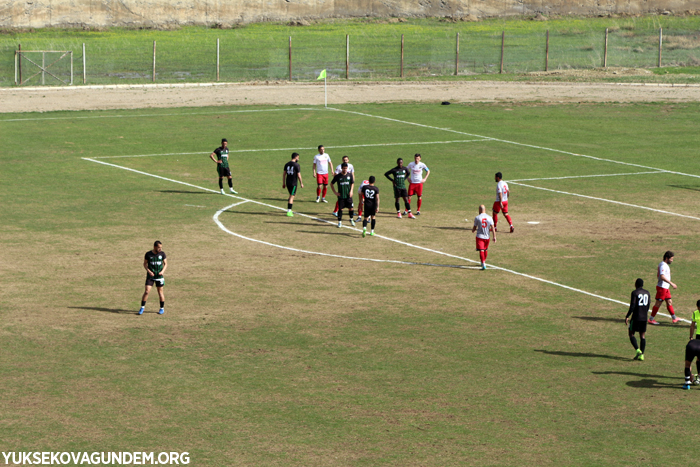 Yüksekova Belediyespor, Erciş Spor'u 3-0 Yendi 19