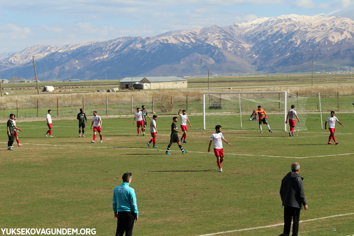 Yüksekova Belediyespor, Erciş Spor'u 3-0 Yendi 27