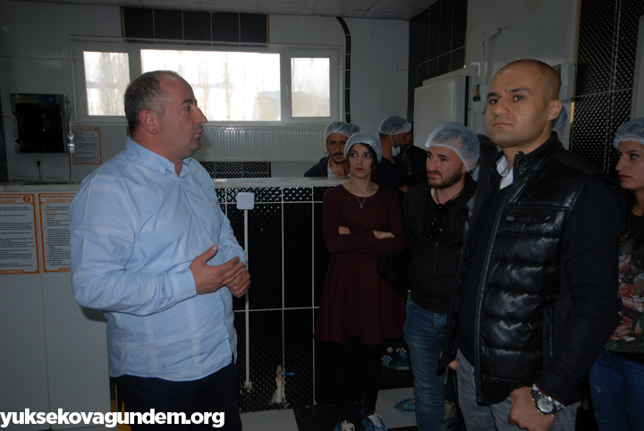 Öğrenciler Yüksekova' da ki fabrikaları gezdi 14