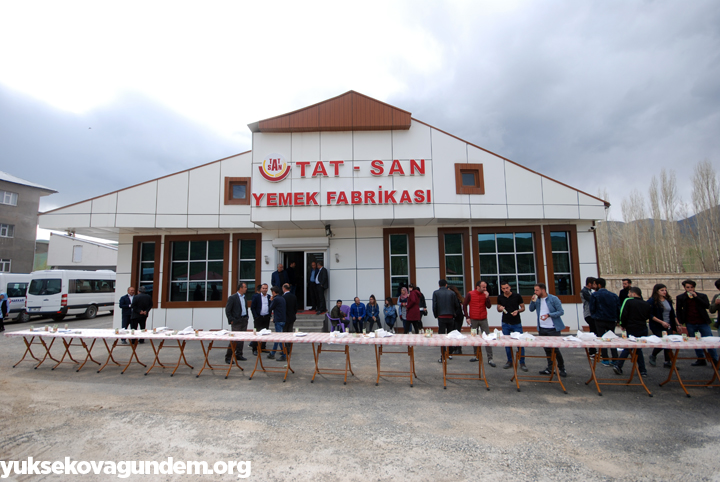 Öğrenciler Yüksekova' da ki fabrikaları gezdi 15