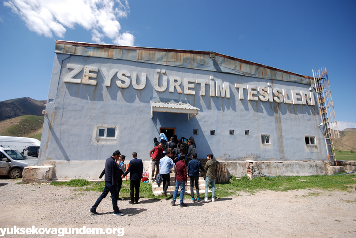 Öğrenciler Yüksekova' da ki fabrikaları gezdi 7