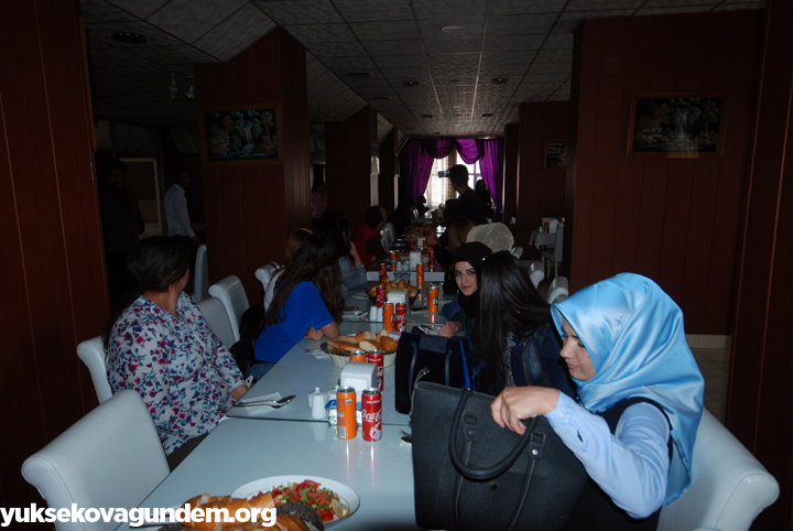 Öğrenciler Yüksekova' da ki fabrikaları gezdi 9