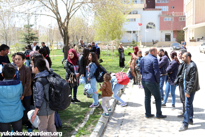 Yüksekovalı öğrenciler tur için Ankara'ya gitti 1