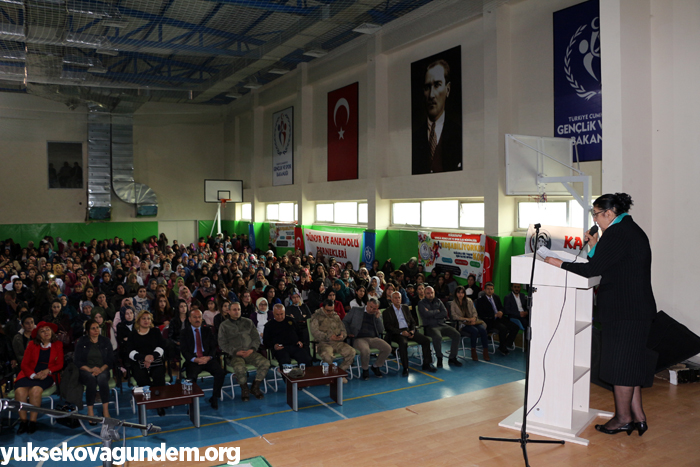 Yüksekova'da 'Anneler Günü' etkinliği 14