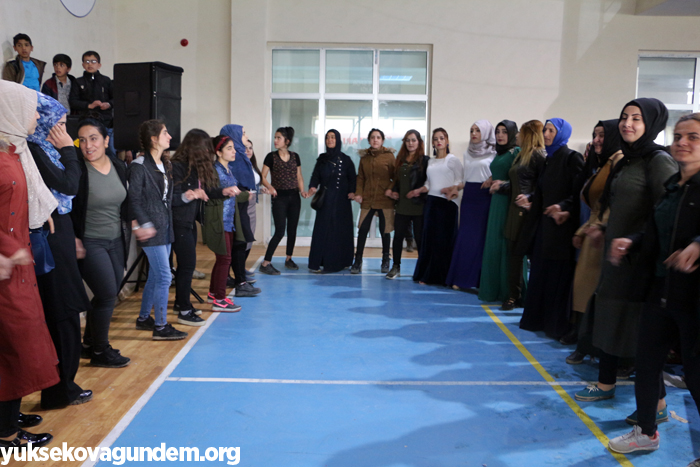 Yüksekova'da 'Anneler Günü' etkinliği 21