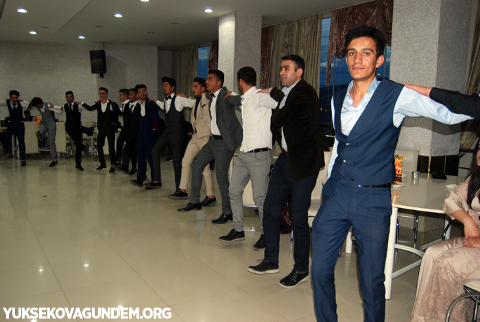 Yüksekova Mesleki ve Teknik Anadolu lisesi mezuniyet gecesi düzenledi 63