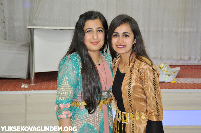 Yüksekova İsmet Alkan Anadolu lisesi'nin mezuniyet gecesi 101