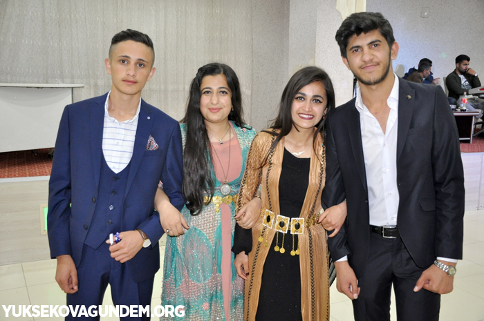 Yüksekova İsmet Alkan Anadolu lisesi'nin mezuniyet gecesi 102