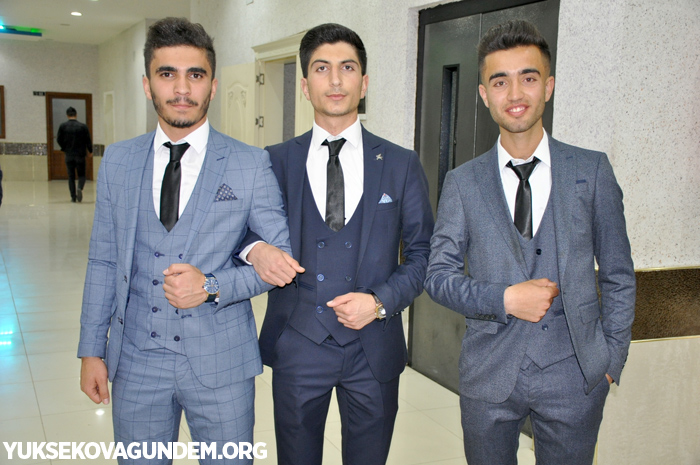 Yüksekova İsmet Alkan Anadolu lisesi'nin mezuniyet gecesi 107