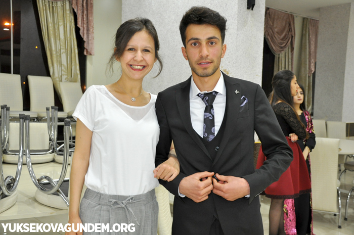 Yüksekova İsmet Alkan Anadolu lisesi'nin mezuniyet gecesi 111