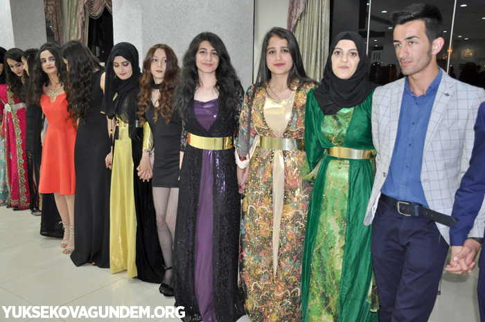 Yüksekova İsmet Alkan Anadolu lisesi'nin mezuniyet gecesi 118