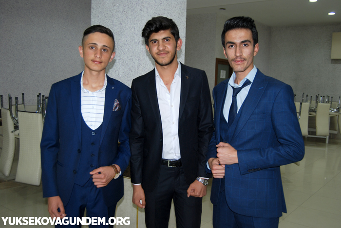 Yüksekova İsmet Alkan Anadolu lisesi'nin mezuniyet gecesi 131