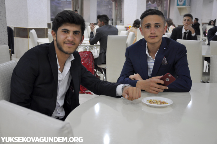 Yüksekova İsmet Alkan Anadolu lisesi'nin mezuniyet gecesi 59