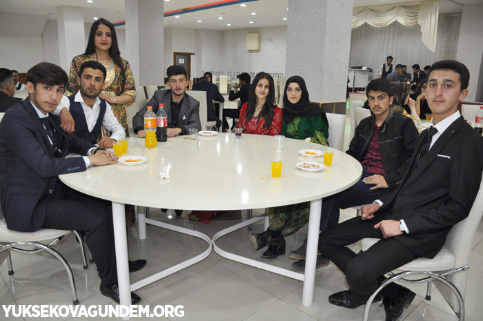 Yüksekova İsmet Alkan Anadolu lisesi'nin mezuniyet gecesi 64