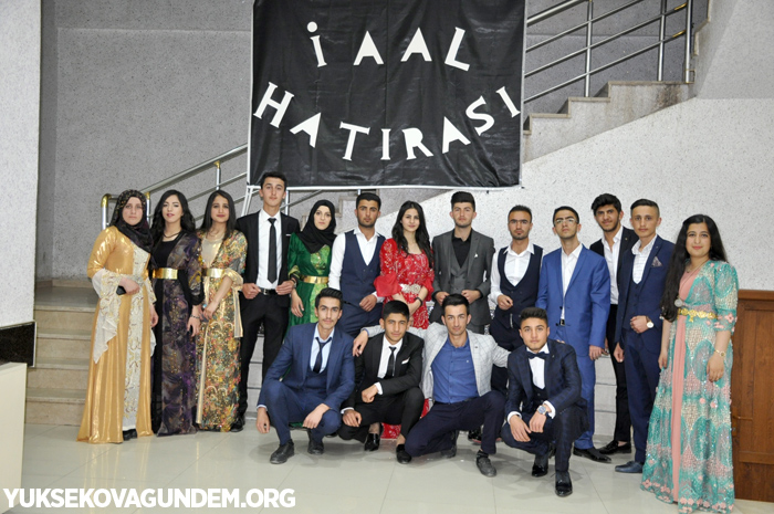 Yüksekova İsmet Alkan Anadolu lisesi'nin mezuniyet gecesi 84