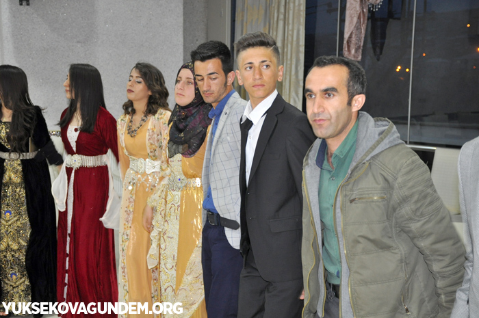 Yüksekova İsmet Alkan Anadolu lisesi'nin mezuniyet gecesi 92