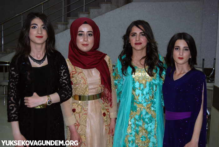 Şemsettin Onay Anadolu lisesi'nin mezuniyet gecesi 24