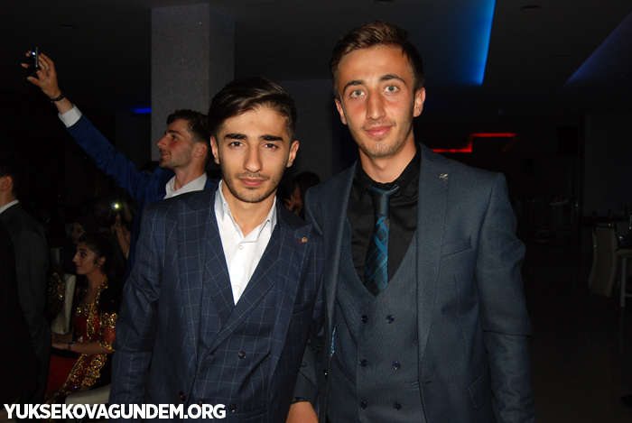 Şemsettin Onay Anadolu lisesi'nin mezuniyet gecesi 92