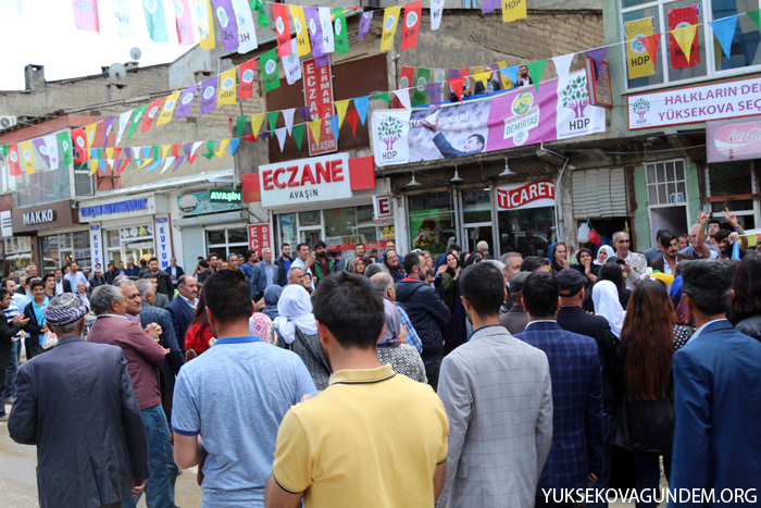 Yüksekova’da HDP seçim bürosu açıldı 4