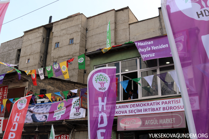 Yüksekova’da HDP seçim bürosu açıldı 9
