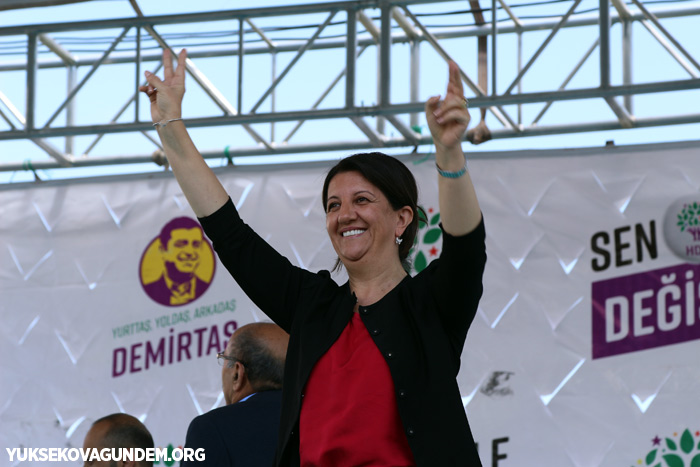 HDP Yüksekova'da miting düzenledi 1