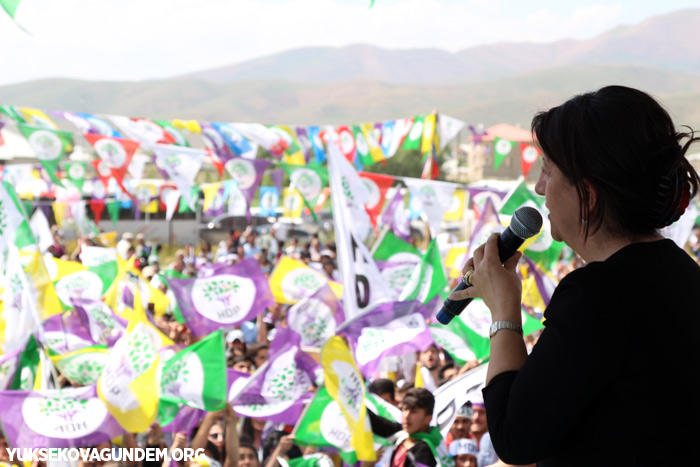 HDP Yüksekova'da miting düzenledi 5