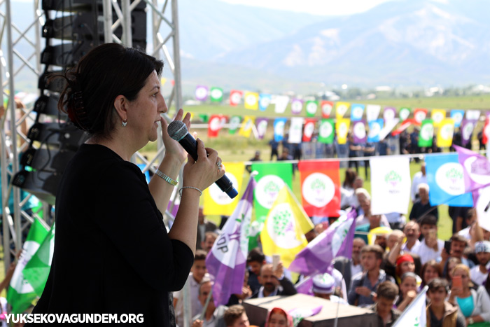 HDP Yüksekova'da miting düzenledi 6