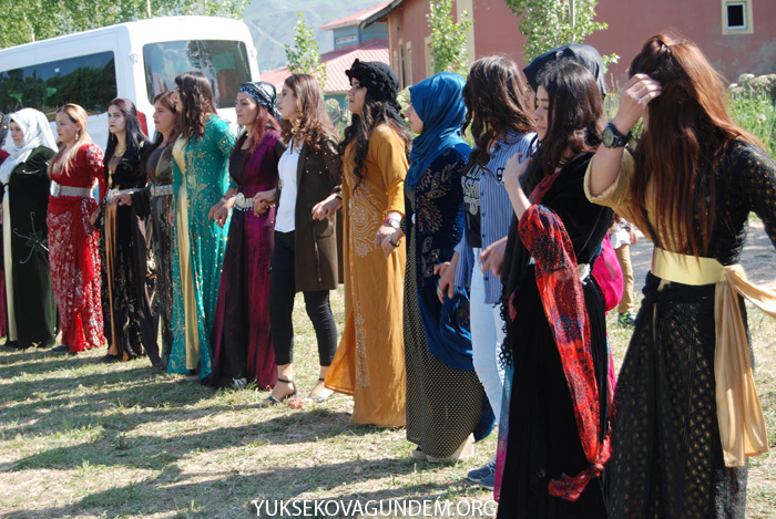 Yüksekova Hafta içi Düğünleri 12