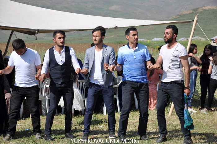 Yüksekova Hafta içi Düğünleri 151