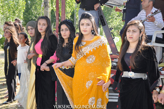 Yüksekova Hafta içi Düğünleri 153