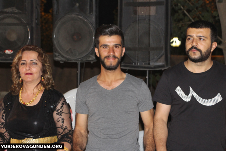 Kayacı ailesinin mutlu günü 122