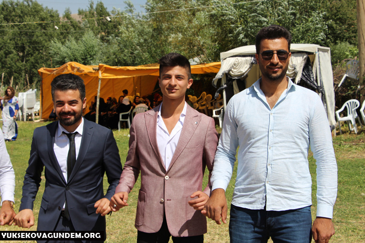 Kayacı ailesinin mutlu günü 141